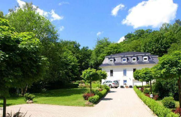 Weisses-Haus-Am-Kurpark-Fewo-Bergblick Bad Suderode Εξωτερικό φωτογραφία